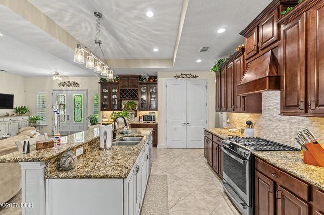 1104 N Boston Avenue, Deland, FL 32724