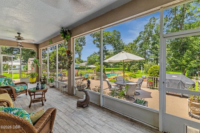 1104 N Boston Avenue, Deland, FL 32724