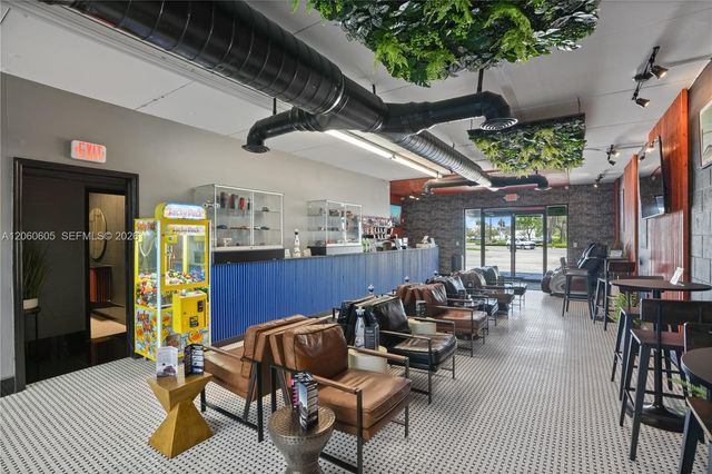 10705 Biscayne Boulevard, Miami, FL 33161