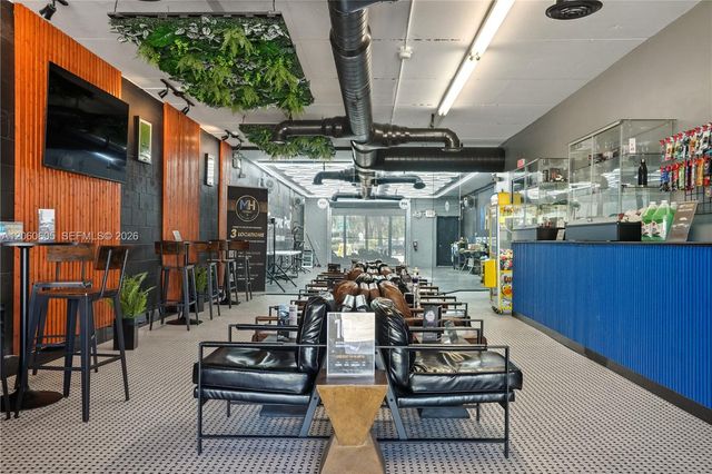 10705 Biscayne Boulevard, Miami, FL 33161