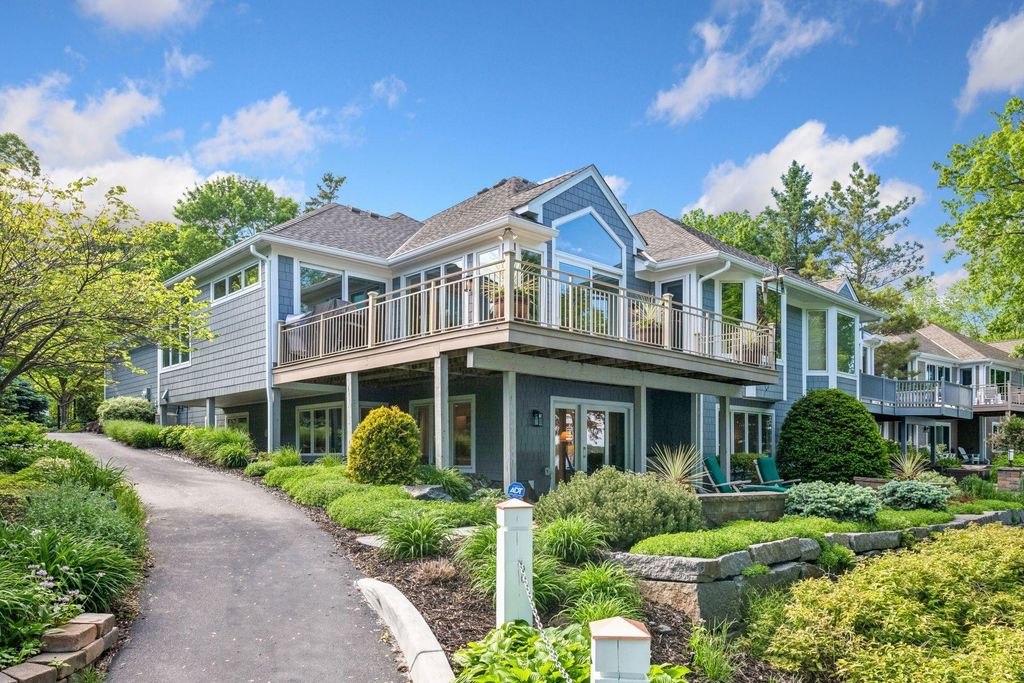 2948 Pelican Point Circle, Mound, MN 55364 — exterior