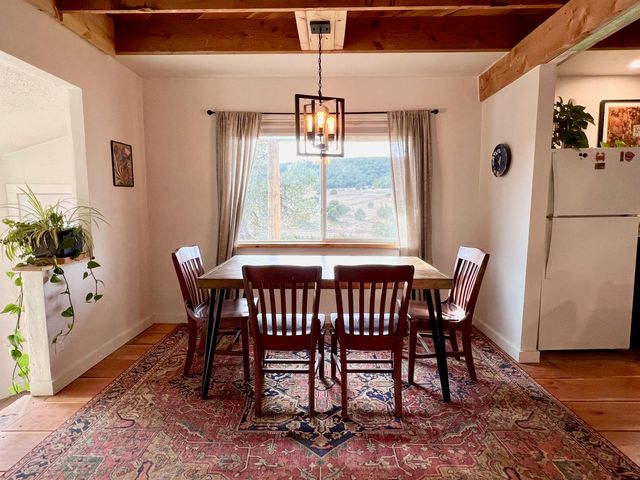 106 Mountain Valley Drive, Edgewood, NM 87015