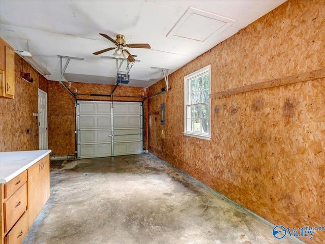 11414 Hillwood Drive SE, Huntsville, AL 35803
