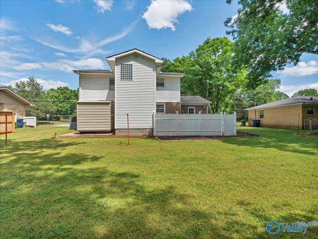 11414 Hillwood Drive SE, Huntsville, AL 35803