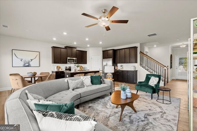 825 Leraes Way, Loganville, GA 30052