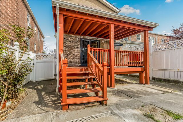 2515 Woodhull Avenue, Bronx, NY 10469