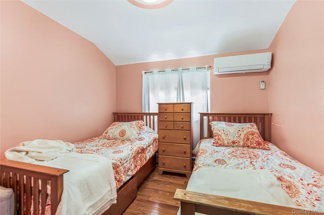 2515 Woodhull Avenue, Bronx, NY 10469