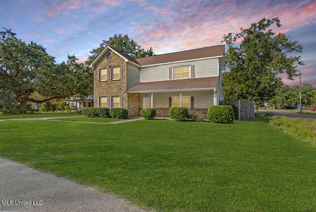 134 Ocean Wave Avenue, Long Beach, MS 39560
