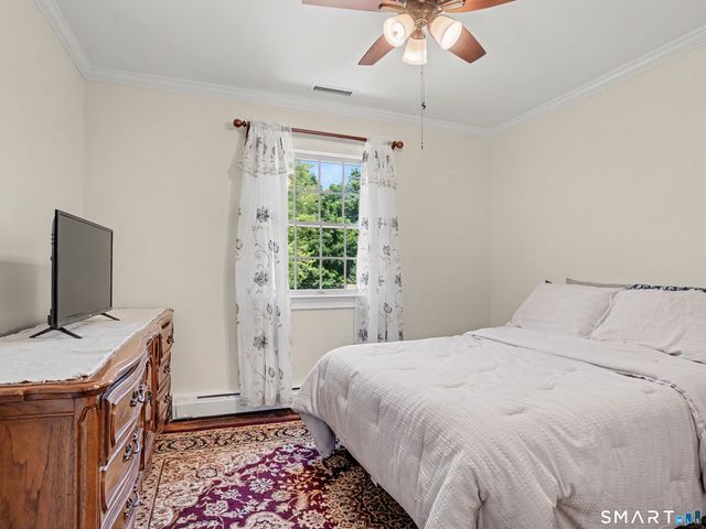 9 Junebar Lane, Norwalk, CT 06851
