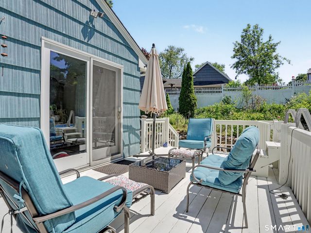 9 Junebar Lane, Norwalk, CT 06851