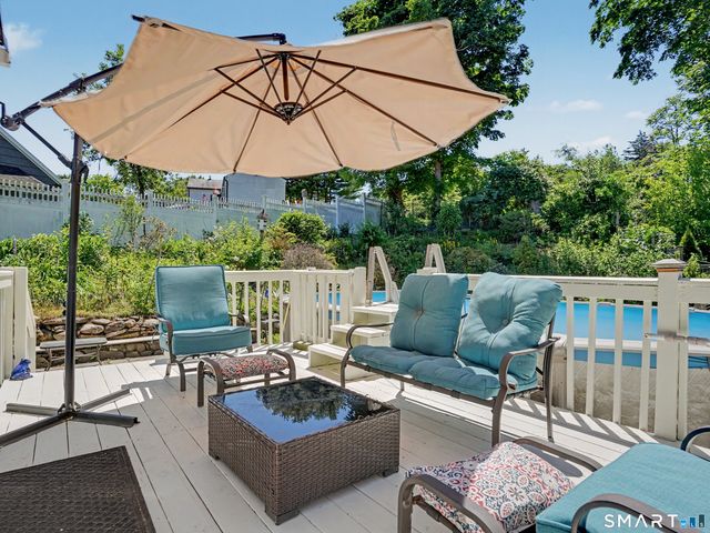 9 Junebar Lane, Norwalk, CT 06851