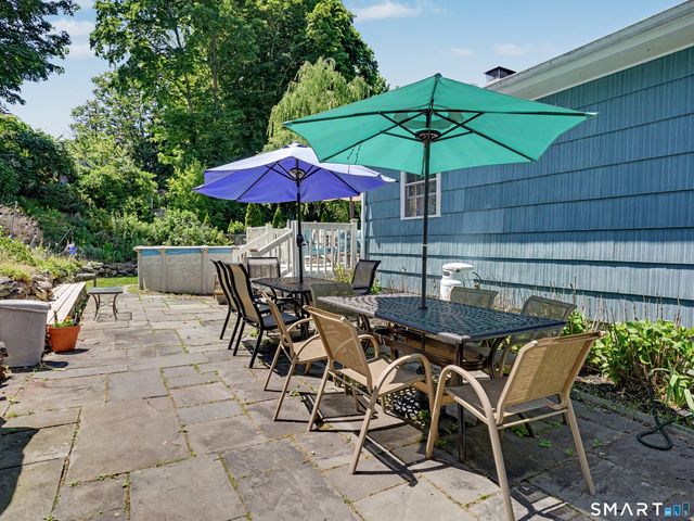 9 Junebar Lane, Norwalk, CT 06851