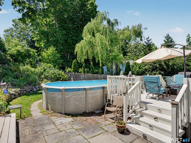 9 Junebar Lane, Norwalk, CT 06851