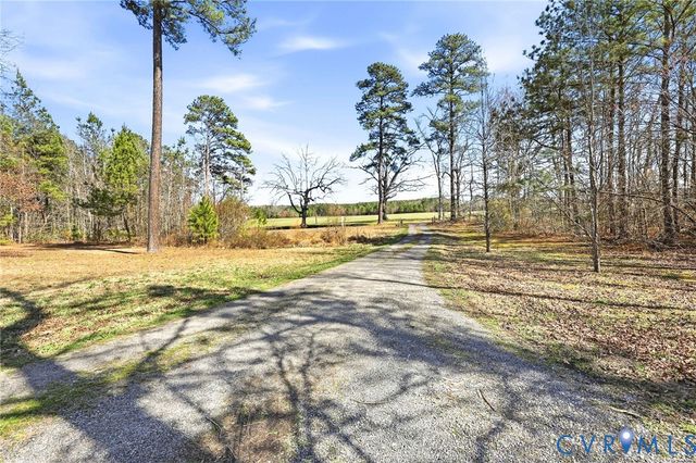 4946 Midway Rd, Dinwiddie, VA 23833