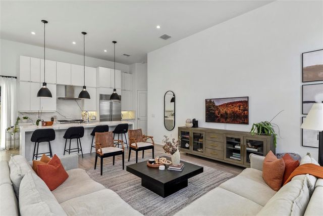 503 W CANTON AVENUE, Winter Park, FL 32789