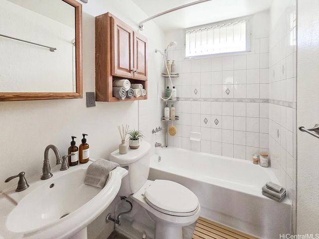 95-273 W Waikalani Drive D906, Mililani, HI 96789