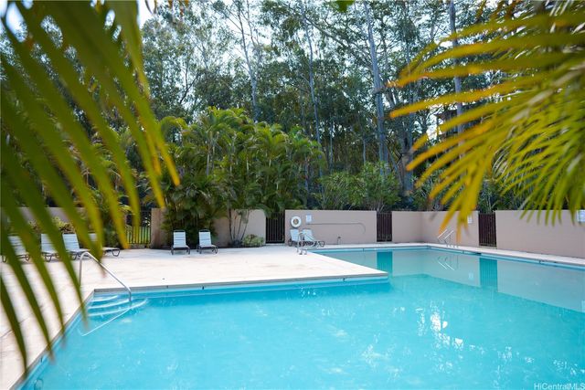 95-273 W Waikalani Drive D906, Mililani, HI 96789