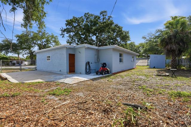 5702 78TH AVENUE N, Pinellas Park, FL 33781