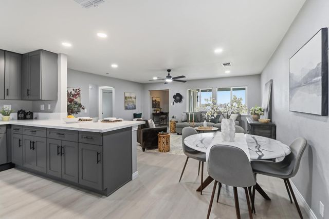 4705 Arboga Rd, Olivehurst, CA 95961