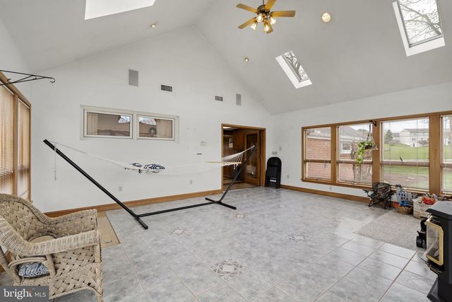 218 LAUSCHTOWN RD, Denver, PA 17517