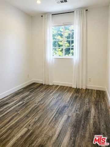 6650 Valley Circle Boulevard, West Hills (los Angeles), CA 91307