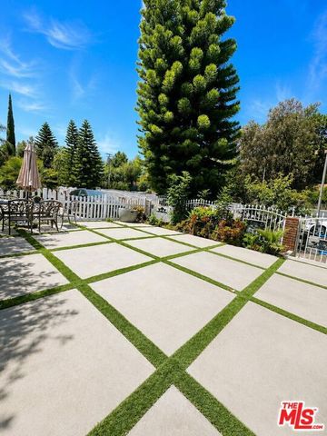 6650 Valley Circle Boulevard, West Hills (los Angeles), CA 91307