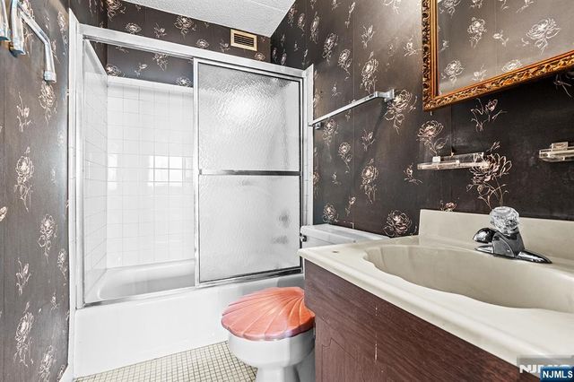 170 Lafayette Avenue 6A, Passaic, NJ 07055