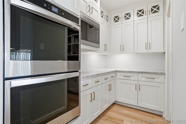 16981 S 31st East Avenue, Mounds, OK 74047