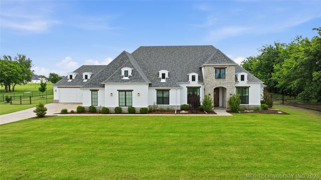 16981 S 31st East Avenue, Mounds, OK 74047