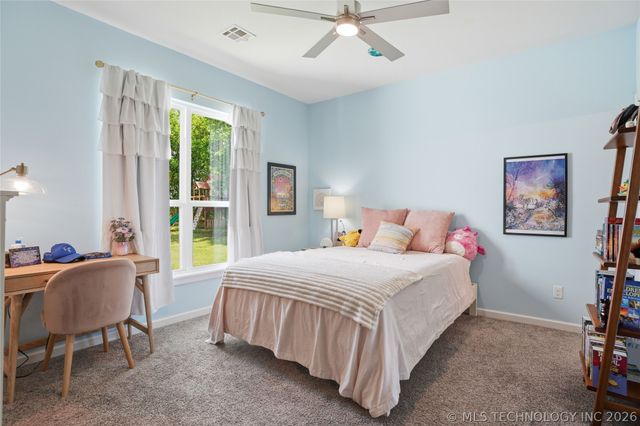 16981 S 31st East Avenue, Mounds, OK 74047