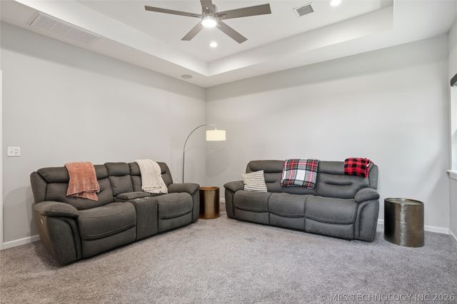 16981 S 31st East Avenue, Mounds, OK 74047
