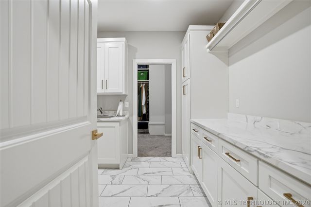 16981 S 31st East Avenue, Mounds, OK 74047