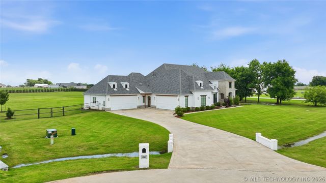 16981 S 31st East Avenue, Mounds, OK 74047