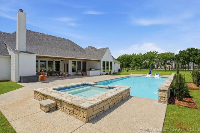 16981 S 31st East Avenue, Mounds, OK 74047