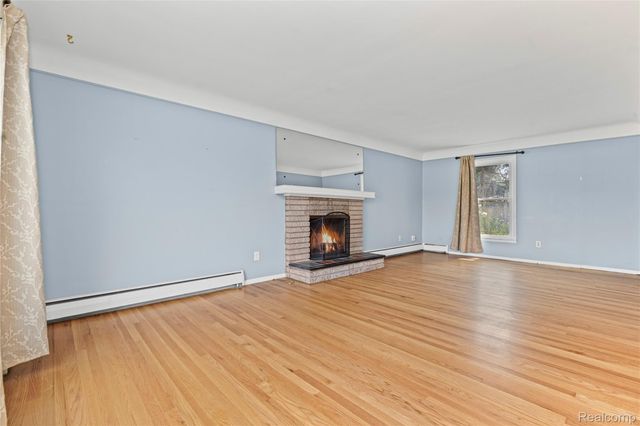 33633 6 Mile Road, Livonia, MI 48152