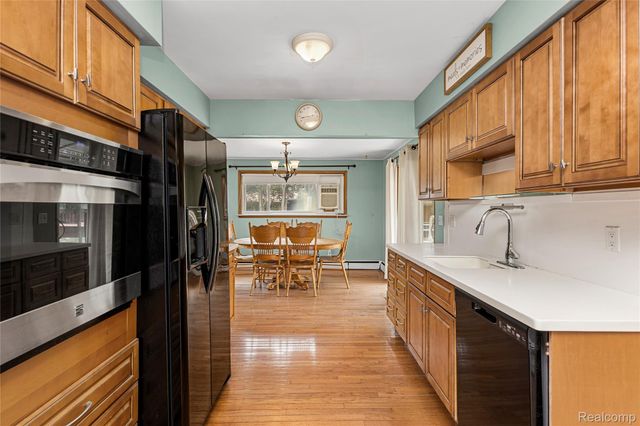 33633 6 Mile Road, Livonia, MI 48152