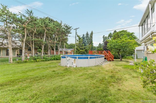 33633 6 Mile Road, Livonia, MI 48152