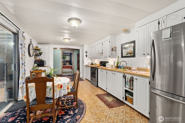 1788 Nelson Road, Raymond, WA 98577