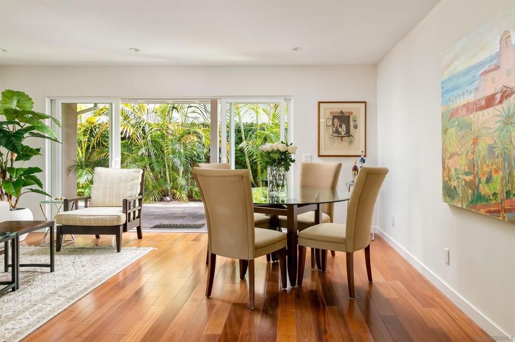 Image 10 of property listing at 5958 Sagebrush, La Jolla, CA 92037