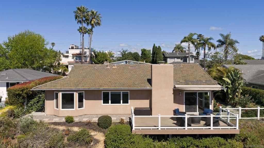 Image 13 of property listing at 5958 Sagebrush, La Jolla, CA 92037