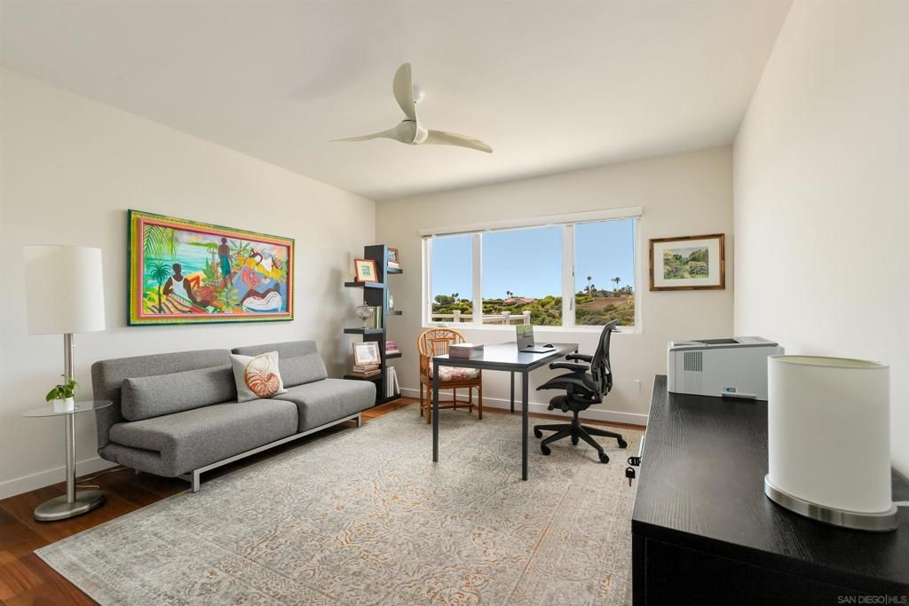 Image 34 of property listing at 5958 Sagebrush, La Jolla, CA 92037
