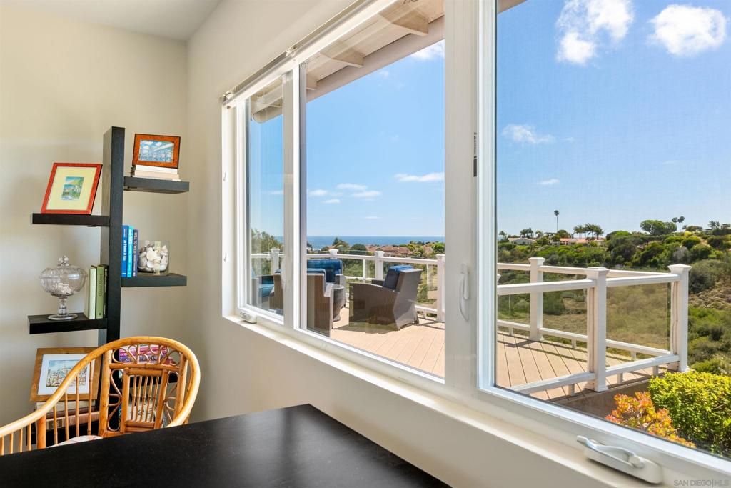 Image 35 of property listing at 5958 Sagebrush, La Jolla, CA 92037