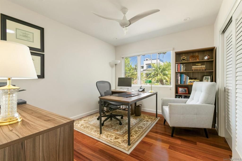 Image 37 of property listing at 5958 Sagebrush, La Jolla, CA 92037