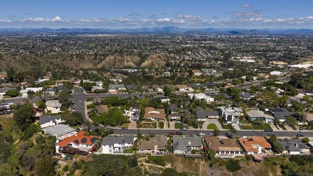 Image 47 of property listing at 5958 Sagebrush, La Jolla, CA 92037