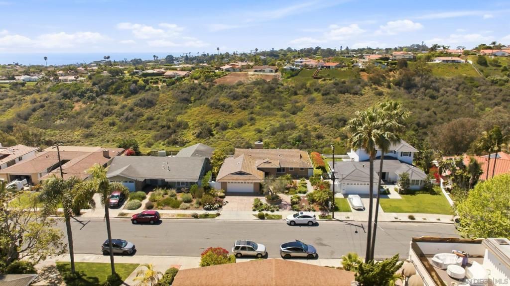 Image 52 of property listing at 5958 Sagebrush, La Jolla, CA 92037