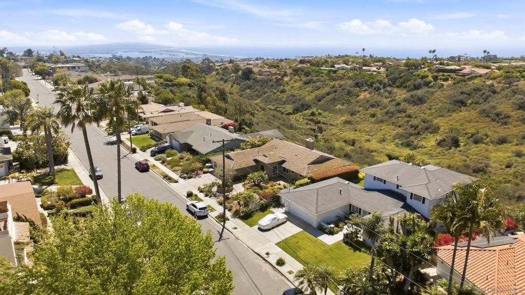 Image 53 of property listing at 5958 Sagebrush, La Jolla, CA 92037