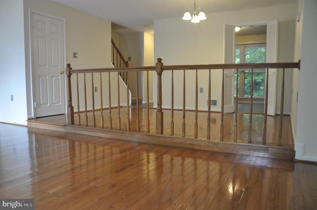 12914 LOCKLEVEN LN, Woodbridge, VA 22192