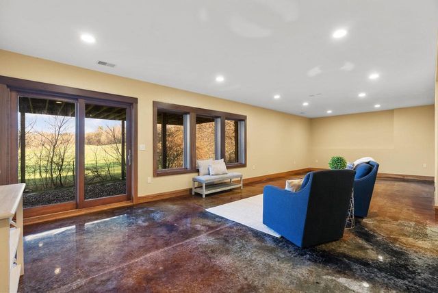 8044 Lueth Road, Sauk City, WI 53583