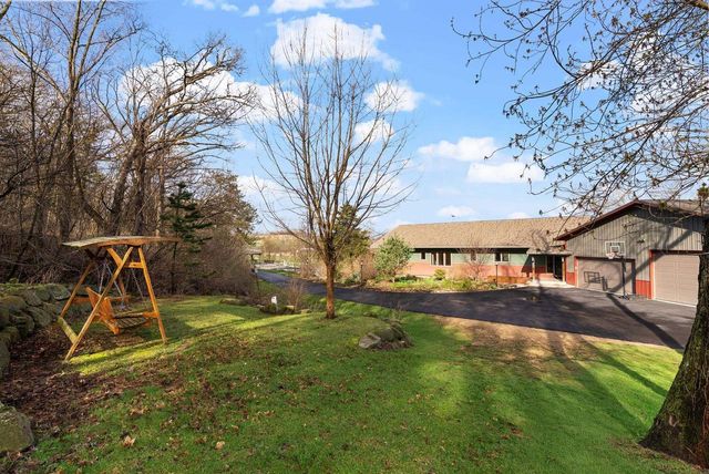 8044 Lueth Road, Sauk City, WI 53583