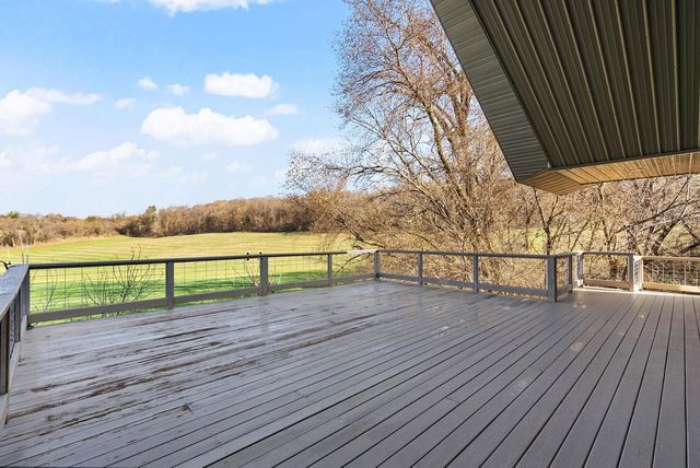 8044 Lueth Road, Sauk City, WI 53583